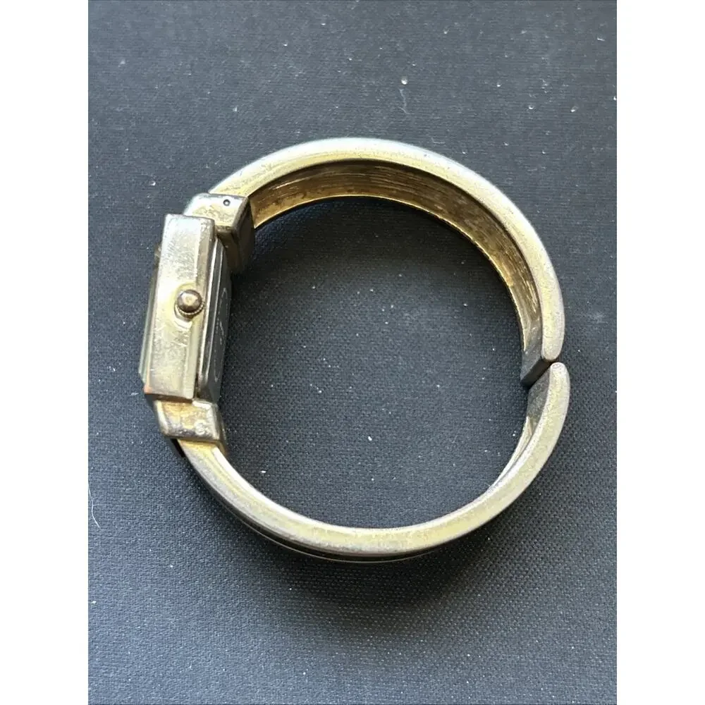 VIVANI white dial